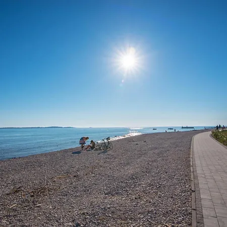 Teuta_commodious At The Apartamento Vodnjan